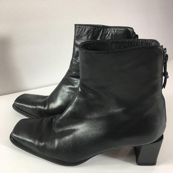 Stuart Weitzman Shoes - Stuart Weitzman LEATHER Black Booties Size 6.5